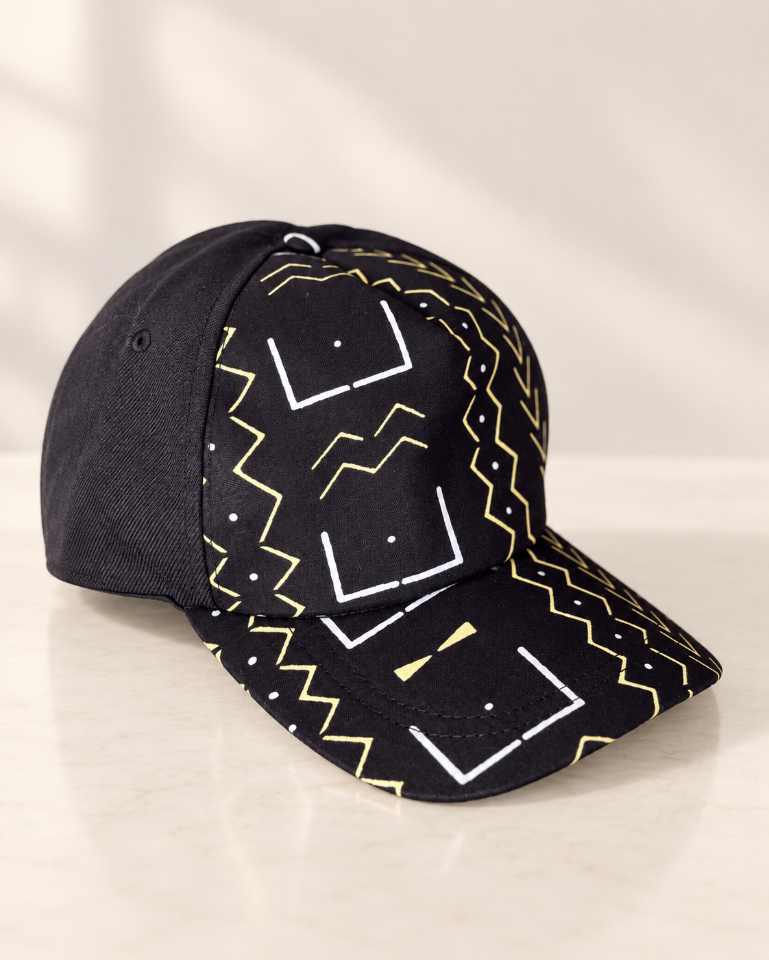 Casquette wax motifs géométriques