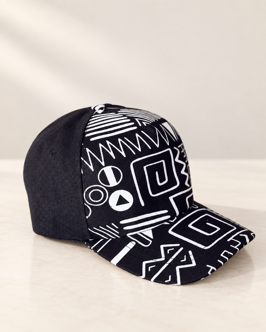 Casquette wax motifs géométriques noir & blanc